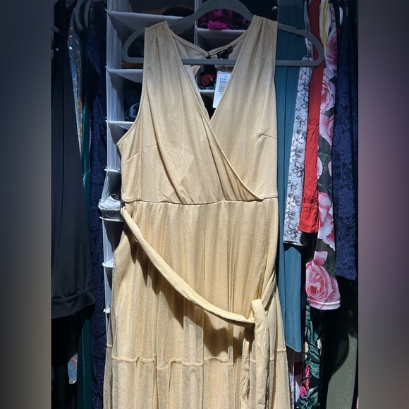 Nadya Toto Lurex Dress Gold